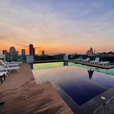 Vn Residence 3 Pattaya Esterno foto